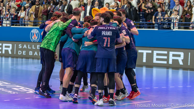 Ce jeudi, le PSG Hand joue le match aller de son huitième de finale de Champions League contre le club hongrois du Pick Szeged (18h45 sur Eurosport Player). Le match retour se jouera la semaine prochaine le jeudi 3 avril à Coubertin pour un billet en quart de finale face à l'ogre barcelonais. 